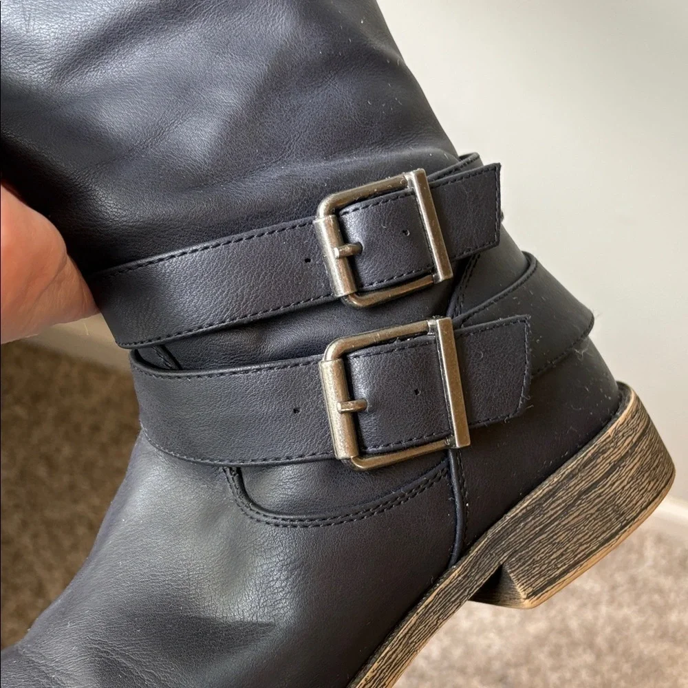 Just Fab Dark Navy Blue Winter Boots with sweater Trim Wide calf size 9